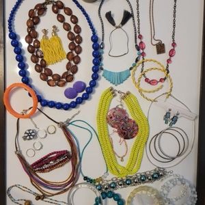 Vintage to modern jewelry lot